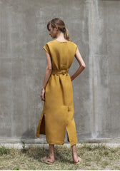 Linen Midi Dress with Waist Tie and Side Slits – Sleeveless Elegant Summer Wardrobe Essential