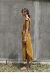 Linen Midi Dress with Waist Tie and Side Slits – Sleeveless Elegant Summer Wardrobe Essential