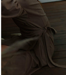 Elegant Wrap-Style Linen Dress with Puff Sleeves and Midi Length