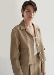Cropped Linen Blazer with Patch Pocket and Button Front for Tailored Summer Styling