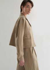 Cropped Linen Blazer with Patch Pocket and Button Front for Tailored Summer Styling