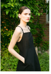 Sleeveless Linen Mini Dress With V-Back Straps And Minimalist Silhouette For Summer Styling