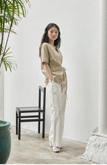 High-Rise Wide-Leg Linen Pants with Relaxed Fit and Pleated Front Detailing