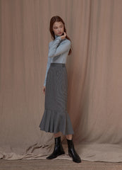 Mid-Length Linen Skirt with Flared Hemline and Tailored Waistband for Chic Feminine Silhouette