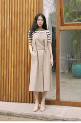 Sleeveless Linen Midi Dress with Adjustable Straps and Tiered Ruffle Hem