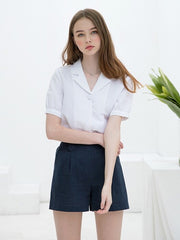 High-Waisted Tailored Linen Shorts with Front Pleats and Utility Tabs for Refined Summer Looks