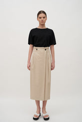 Short Sleeve Relaxed Fit Linen T-Shirt With Crew Neckline And Breathable Summer Fabric