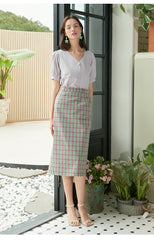 Puff Sleeve Linen Top with V-Neck and Button-Down Front