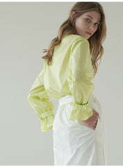 Cotton Poplin Blouse with Buckled Cuffs and Relaxed Fit – Elegant Long Sleeve Women’s Top