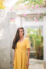 Elegant Square Neck Linen Midi Dress with Flowy Skirt and Short Sleeves