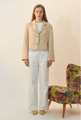 Tailored Linen Blazer with Notched Lapel and Two-Button Front for Effortless Sophistication