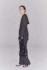 Tailored Linen Blazer for Women with Belted Waist and Structured Shoulders – Elegant Fit