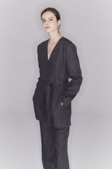 Tailored Linen Blazer for Women with Belted Waist and Structured Shoulders – Elegant Fit