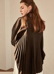 Statement Pleated-Back Shirt in Crisp Cotton Poplin With Voluminous Silhouette and Pointed Collar