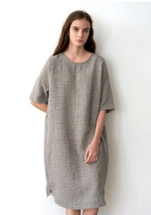 Relaxed Fit Linen Blouse for Women with Short Sleeves and Round Neckline – Summer Essential