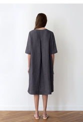 Relaxed Fit Linen Dress with Short Sleeves and Pleated Back Detail for Effortless Style