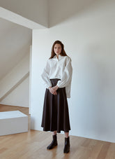 Crisp Cotton Poplin Shirt with Pleated Back and Statement Silhouette for Modern Elegance