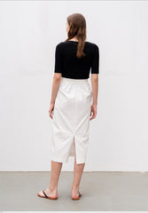 High-Waisted Midi Linen Skirt with Tailored Pleats and Back Vent for Elegant Everyday Style