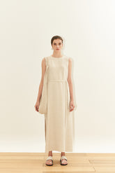 Sleeveless Linen Maxi Dress with Belted Waist and Side Slit – Minimalist Summer Resortwear