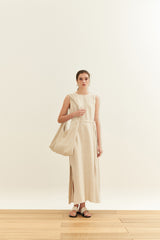 Sleeveless Linen Maxi Dress with Belted Waist and Side Slit – Minimalist Summer Resortwear