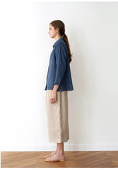 Relaxed Fit Button-Up Women's Linen Shirt with Drawstring Sleeves and Classic Collar