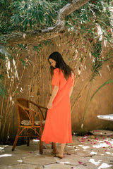 Elegant Linen Midi Dress with Short Sleeves and Flowy Silhouette