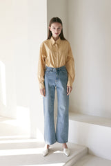 Premium Linen Long-Sleeve Shirt with Tailored Collar and Minimal Seaming for Effortless Style