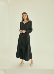 Pleated V-Neck Midi Linen Dress with Long Sleeves and Waist Tie for Timeless Elegance