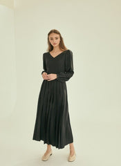 Pleated V-Neck Midi Linen Dress with Long Sleeves and Waist Tie for Timeless Elegance