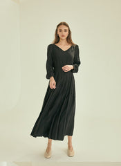 Pleated V-Neck Midi Linen Dress with Long Sleeves and Waist Tie for Timeless Elegance