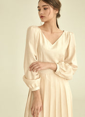 Elegant Long Sleeve Midi Linen Dress with Flared Pleated Skirt and Flattering V-Neckline