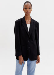 Relaxed-Fit Linen Blazer With Notched Lapels And Front Patch Pockets For Modern Tailoring