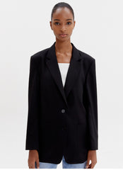 Relaxed-Fit Linen Blazer With Notched Lapels And Front Patch Pockets For Modern Tailoring