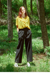 High-Waisted Wide-Leg Linen Pants With Tailored Pleats And Side Pockets