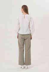 Structured Cotton Poplin Blouse with Balloon Sleeves and Crew Neckline for Modern Sophistication