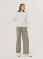 Structured Cotton Poplin Blouse with Balloon Sleeves and Crew Neckline for Modern Sophistication