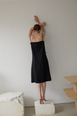 Sleeveless Linen Midi Dress with Adjustable Straps and Flowy Silhouette for Effortless Elegance