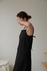 Sleeveless Linen Midi Dress with Adjustable Straps and Flowy Silhouette for Effortless Elegance