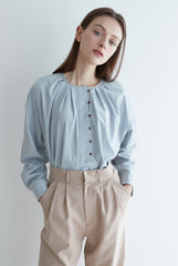 Pleated Linen Blouse with Front Button Detail and Relaxed Silhouette for Elegant Everyday Wear
