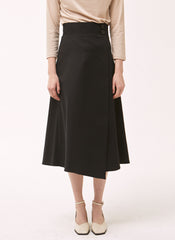 High-Waisted Linen Midi Skirt with Asymmetric Overlap and Side Button Closure for Chic Outfits