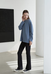 Oversized Long-Sleeve Linen Top with Minimalist Silhouette and Relaxed Comfort Fit