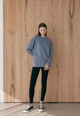 Oversized Long-Sleeve Linen Top with Minimalist Silhouette and Relaxed Comfort Fit