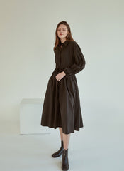 Refined Button-Down Midi Dress With Gathered Sleeves and Waist Detail in Soft Linen Fabric