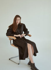 Refined Button-Down Midi Dress With Gathered Sleeves and Waist Detail in Soft Linen Fabric