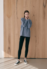 Oversized Long-Sleeve Linen Top with Minimalist Silhouette and Relaxed Comfort Fit