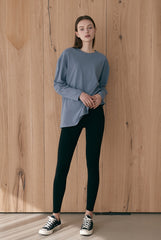Oversized Long-Sleeve Linen Top with Minimalist Silhouette and Relaxed Comfort Fit