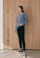 Oversized Long-Sleeve Linen Top with Minimalist Silhouette and Relaxed Comfort Fit