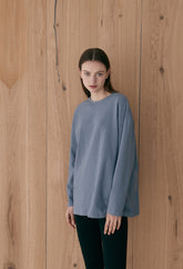 Oversized Long-Sleeve Linen Top with Minimalist Silhouette and Relaxed Comfort Fit