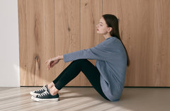 Oversized Long-Sleeve Linen Top with Minimalist Silhouette and Relaxed Comfort Fit