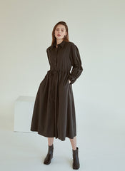 Refined Button-Down Midi Dress With Gathered Sleeves and Waist Detail in Soft Linen Fabric